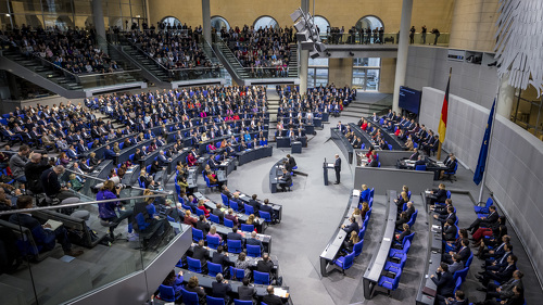 Klare Mehrheit für milliardenschwere Investitionen