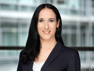 Zum 1. April 2025 verlässt Melanie Kramp-Gerstner den Vorstand der Dialog Versicherung AG.