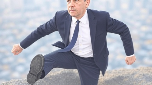 Virtuelle KI-Agenten versprechen eine neue Ära im Vertrieb – doch viele Unternehmen bleiben zögerlich (Symbolbild).