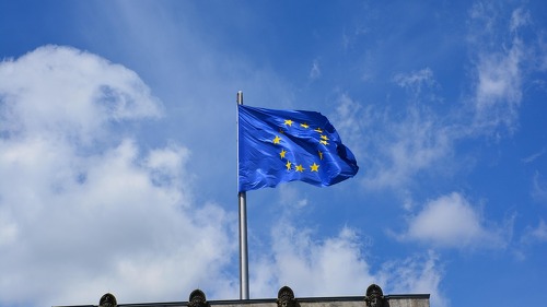 Das Trilogverfahren zur EU-Kleinanlegerstrategie (Retail Investment Strategy, RIS) ist gestartet.
