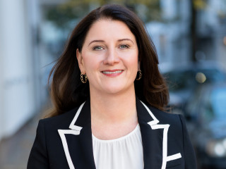 R+V-Vorstand: Das Ressort Finanzen und Risikomanagement wird ab April von Dragica Mischler (50) geführt.