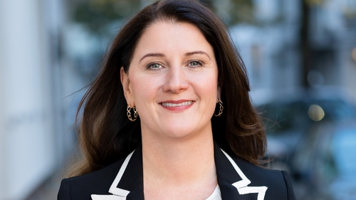 R+V-Vorstand: Das Ressort Finanzen und Risikomanagement wird ab April von Dragica Mischler (50) geführt.