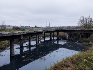 Marode Brücken, überlastete Schienennetze und sanierungsbedürftige Wasserstraßen gefährden die wirtschaftliche Zukunft des Landes.