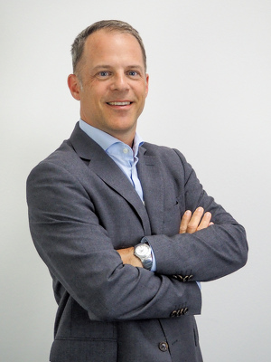 Dr. Matthias Hofer