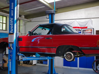 Hoher Verwaltungsaufwand, Unsicherheit bei der Bezahlung – viele Werkstätten kämpfen im Reparaturbetrieb mit organisatorischen Hürden. Die Innovation Group will hier mit „EasyRepair“ für Abhilfe sorgen.