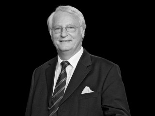 Hans John verstarb am 03. Mai 2025.