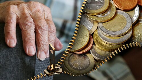 Die Furcht vor Altersarmut nimmt zu. Welche Gründe dafür genannt werden.