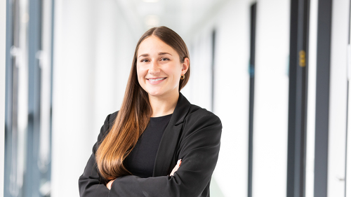 Alina Virnich, Haftpflichtexpertin bei der DEVK
