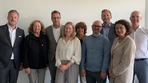 Das Kuratorium und der Vorstand der Gothaer Stiftung (v. l.): Oliver Schoeller, Gabriele Eick, Wilm-Hendric Cronenberg, Lisa Janke, Anke Düsterloh, Fabian Starke, Jochen Ehlert, Astrid Schulte und Harald Epple
