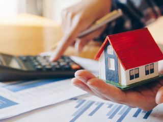 Bauzinsen im Aufwind: Warum Immobilienkäufer jetzt genau hinschauen sollten