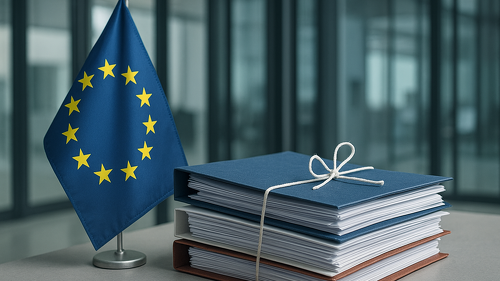 Mit sogenannten Omnibus-Paketen bündelt die EU Gesetzesänderungen in einem Schritt – von Nachhaltigkeitsberichten bis zu digitalen Aufsichtsregeln.