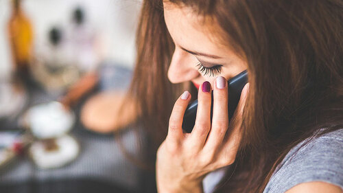 frau-am-telefon-791874-PB-kaboompics