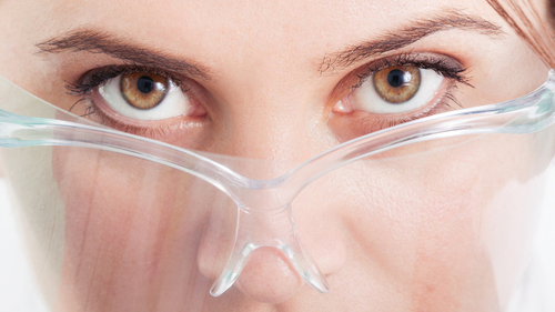 Schutzbrille-86264378-FO-Catalin-Pop