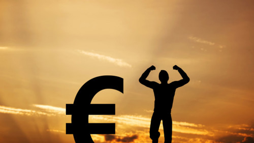 freudensprung-euro-90609489-FO-PhotocreoBednarek