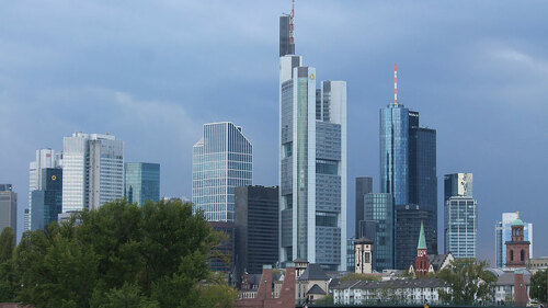 Frankfurt-skyline-740528-PB-CPinoB.jpg