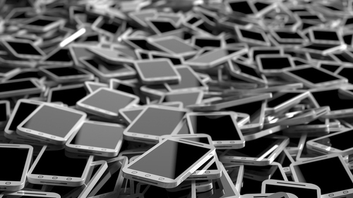 Smartphonehaufen-52551138-FO-bexxandbrain
