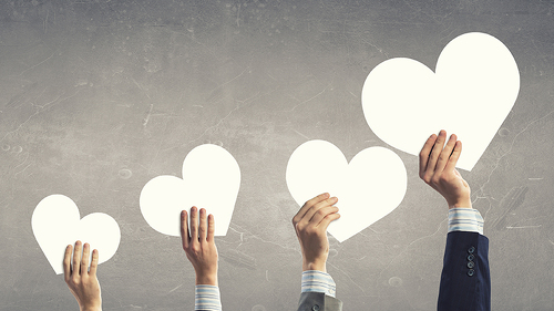 HaendeMitHerzen-92252107-FO-Sergey-Nivens