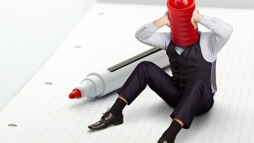 MannMitStiftkappeAufKopf-72836446-FO-Nomad_Soul