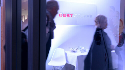 Best-Vernissage-Besucher2-2015