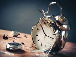 DemolierteUhr-95620866-FO-fergregory