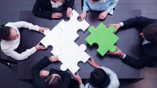 Puzzle-Team-90931674-FO-alotofpeople