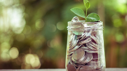 geld-im-glas-87956837-FO-tuk69tuk