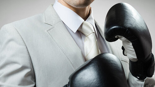 BusinessManBoxer-97522060-FO-5nikolas5