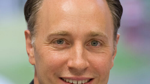 Buberl-DrThomas-Axa-2015