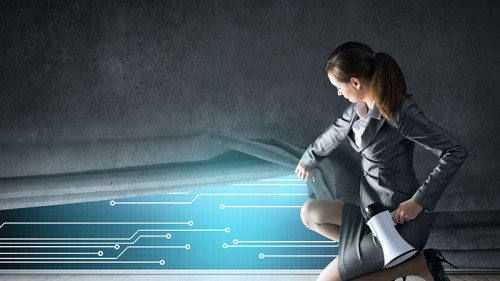 LeiterBahnenHinterVorhang-94319616-FO-adam121