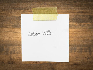 LetzterWilleZettel-98958067-FO-BillionPhotos-com