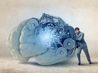 MannMechanischesHirn-89284489-FO-Sergey-Nivens