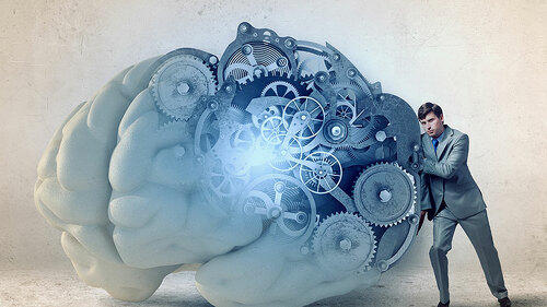 MannMechanischesHirn-89284489-FO-Sergey-Nivens