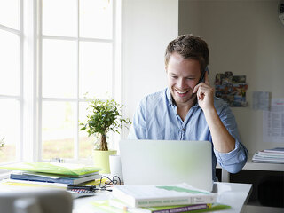 MannArbeitsZimmer-99925967-FO-picxelimages