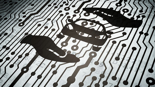 Platine-Auto-Haende-100421334--FO-Maksim-Kabakou