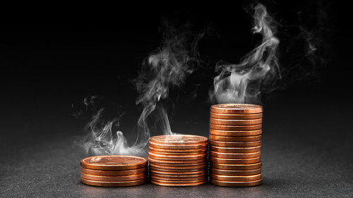 Muenzstapel-raucht-72725282-FO-Pablo-G