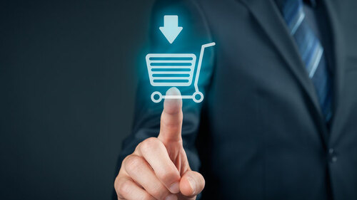 finger-zeigt-auf-online-einkaufswagen-80131626-FO-Jakub Jirsák