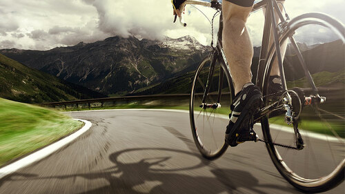 Fahrradfahrer-Bergstraße-42537134-FO-lassedesignen