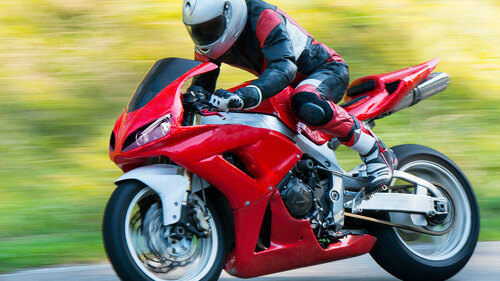 rotes-motorrad-68370105-FO-sergio37-120