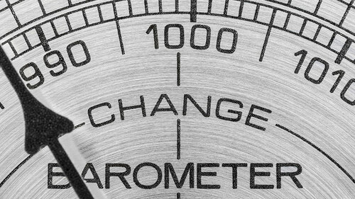 barometer-grau-69906865-FO-trekandphoto