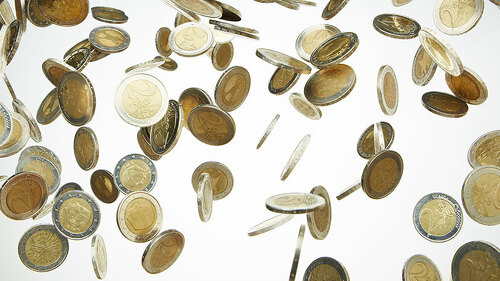 geldregen-eurostuecke-52987017-FO-Tran-Photography