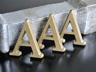 Drei-mal-Buchstabe-A-42770010-FO-nmann77