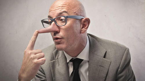 Luegner-lange-Nase-37156510-FO-olly