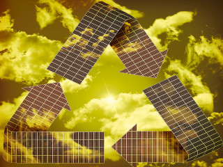 solar-recycle-fotovoltaik-97300664-FO-Ezume-Images