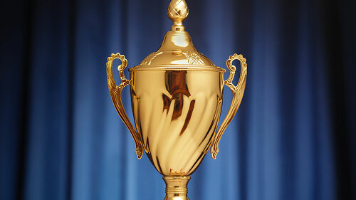 Gold-Pokal-75778521-FO-sergign