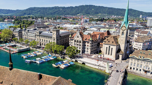 zurich-stadt-kulisse-city-79822234-FO-Gina-Sanders
