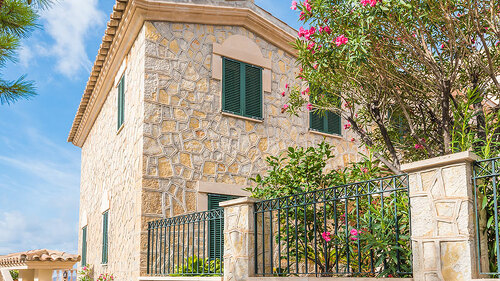 Finca-Mallorca-93915401-FO-schulzfoto