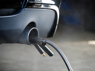 Abgasuntersuchung-94879731-FO-corepics