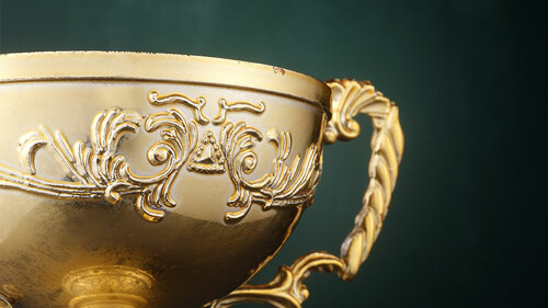 Goldener-Pokal-79387844-FO-eskaylim