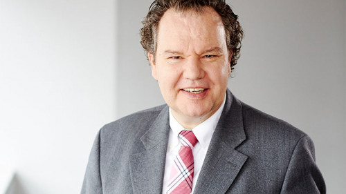 mack-oliver-asuro-2016