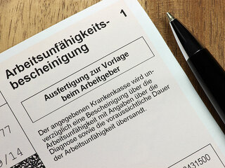 Arbeitsunfaehigkeitsbescheinigung-65911719-FO-Bjoern-Wylezich